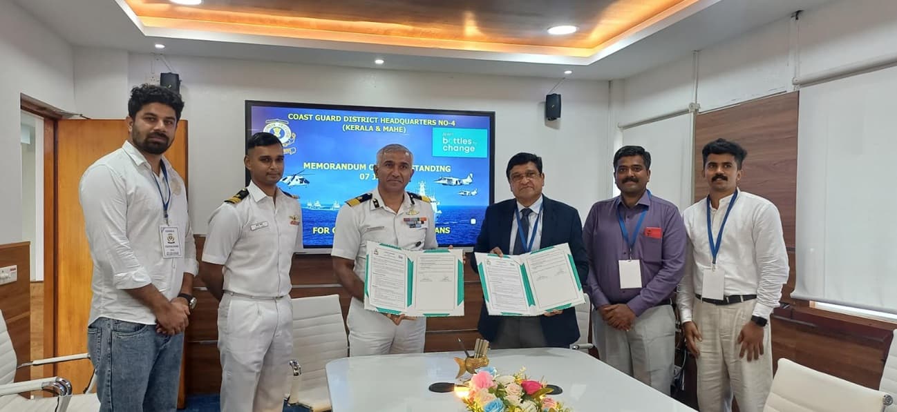 Indian Coast Guard – Kerala & Mahe and Bisleri International Unite for Cleaner Coastlines and a Sustainable Future